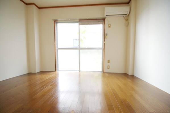 リエス伊勢原の物件内観写真